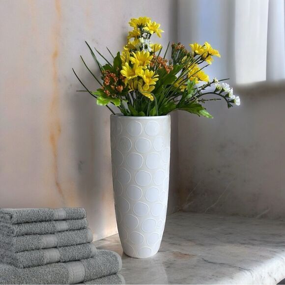 White Contrast High Gloss Circle Pattern on Matte Ceramic Tall Vase - Picture 5 of 15